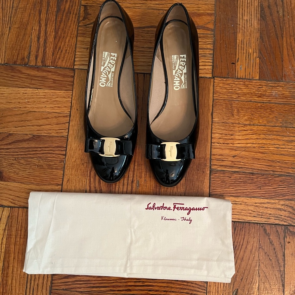 Salvatore Ferragamo Black Vara Shoes